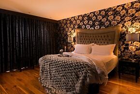 The Twelve Hotel