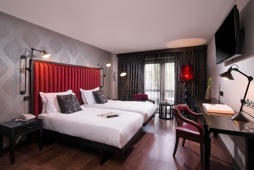 The Twelve Hotel