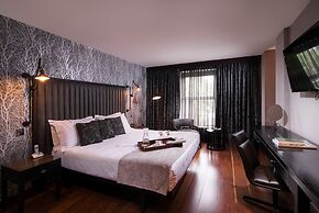 The Twelve Hotel