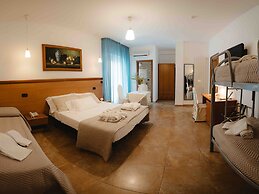 Hotel Accord Le Rose