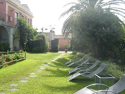 Hotel Etna