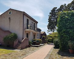 Hotel Etna