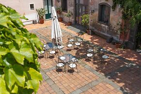 Hotel Etna