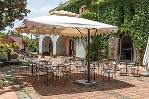 Hotel Etna