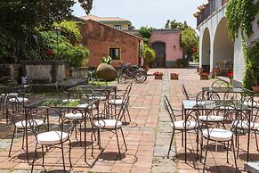 Hotel Etna