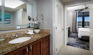 Naples Bay Resort & Marina