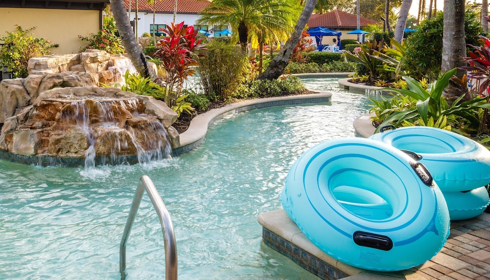 Naples Bay Resort & Marina