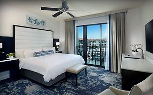 Naples Bay Resort & Marina