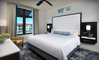 Naples Bay Resort & Marina