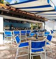 Naples Bay Resort & Marina