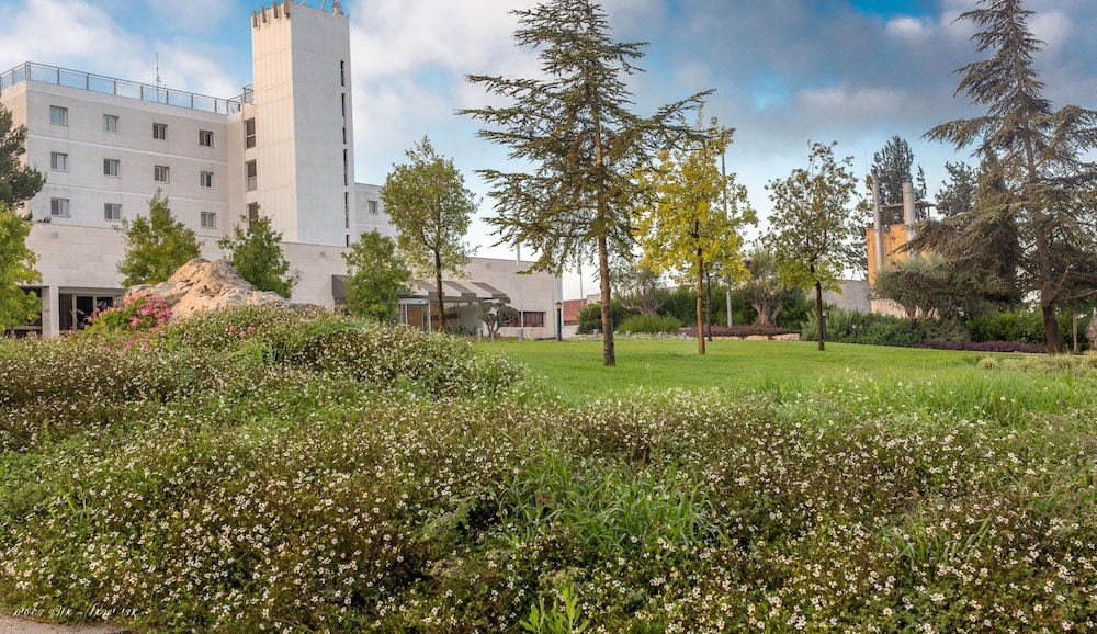 Ye'arim Hotel