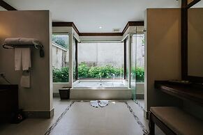 Nora Beach Resort and Spa