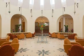 Strand Beach Resort