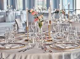 Crowne Plaza Sofia by IHG