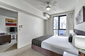 SKD SUITES
