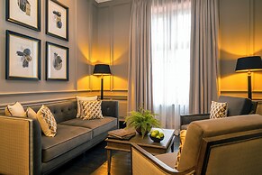 Grand Hotel