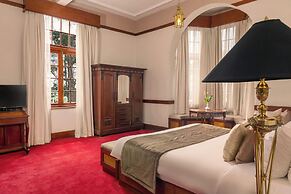 Grand Hotel