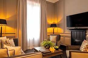 Grand Hotel