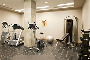 Hotel Le Dauphin Montreal Centre Ville