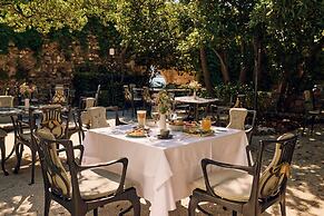 Arbiana Heritage Hotel
