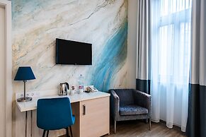 Atrium Hotel by Mellow Mood Hotels