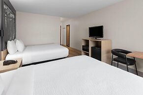 Super 8 by Wyndham Quebec City