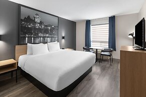 Super 8 by Wyndham Quebec City