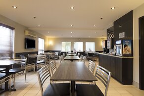 Super 8 by Wyndham Quebec City