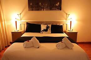 Le Bay Lodge