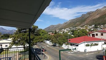 Le Bay Lodge