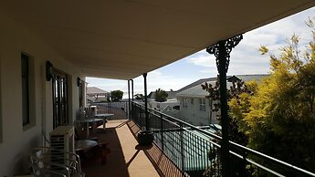 Le Bay Lodge