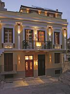 Aetoma Hotel