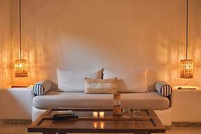 Ser Casasandra Boutique Hotel