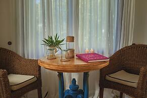 Ser Casasandra Boutique Hotel
