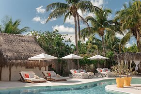 Ser Casasandra Boutique Hotel