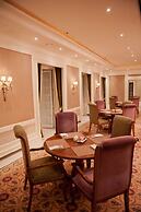 Opera Hotel