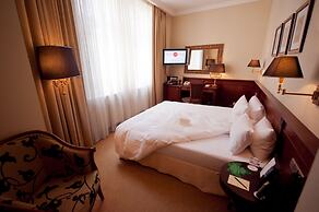 Opera Hotel