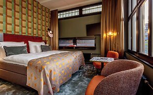 The Home Hotel