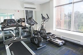 Holiday Inn Express & Suites Brampton by IHG