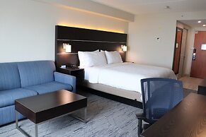 Holiday Inn Express & Suites Brampton by IHG