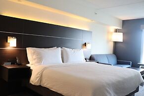 Holiday Inn Express & Suites Brampton by IHG