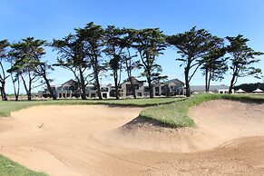 Barwon Heads Resort at 13th Beach