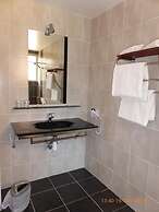 The Originals Access, Hostellerie des Pins