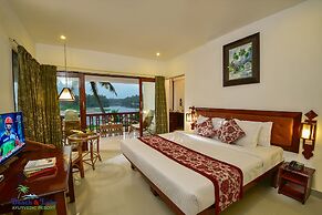 Beach and Lake Ayurvedic Resort
