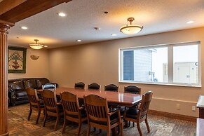 Norland Inn and Suites Roseau