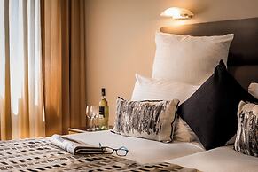 C-Hotel Neve Illan