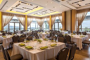 C-Hotel Neve Illan