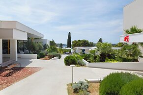 Pharos Hvar Bayhill Hotel