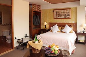 El Puma Hotel