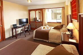 El Puma Hotel